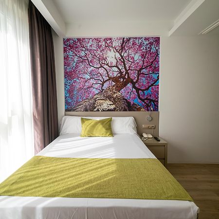 Hotel Jardin De Bellver 오로페사델마르 외부 사진